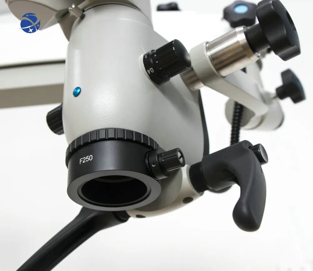 China LED 5 pasos microscopio de operación microscopio dental con cámara