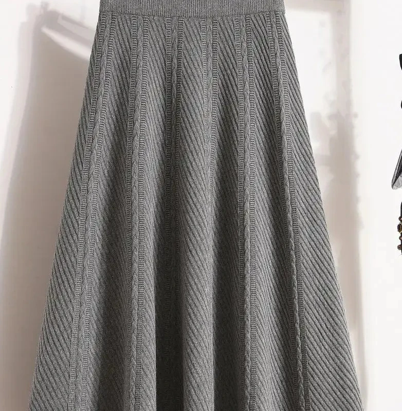 Otoño Invierno nueva falda suelta de cintura alta a media pantorrilla señora Color sólido prendas de punto suaves falda acampanada Mujer