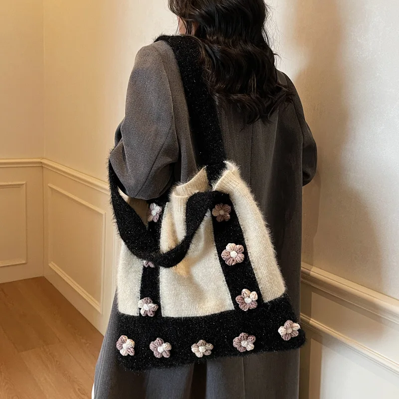 

Women's Underarm Saddle Bag - Niche Vintage Stylish Bag, Versatile Crossbody & Shoulder Bag for Daily Commute