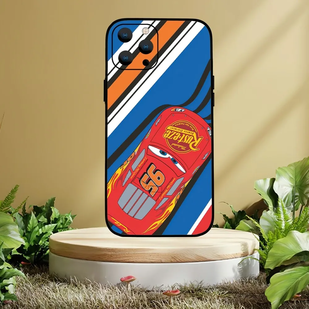 MINISO casing ponsel Disney Lightning McQueen 95, casing pelindung ponsel untuk iPhone Mini 11 12 13 14 15 Pro XS Max X Plus SE XR