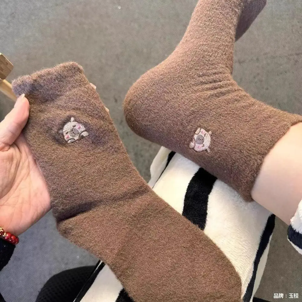 5Pairs Lovely Fleece Capybara Socks Kawaii Soft Cartoon Tube Socks Female Hosiery Winter Plush Socks Women Girls