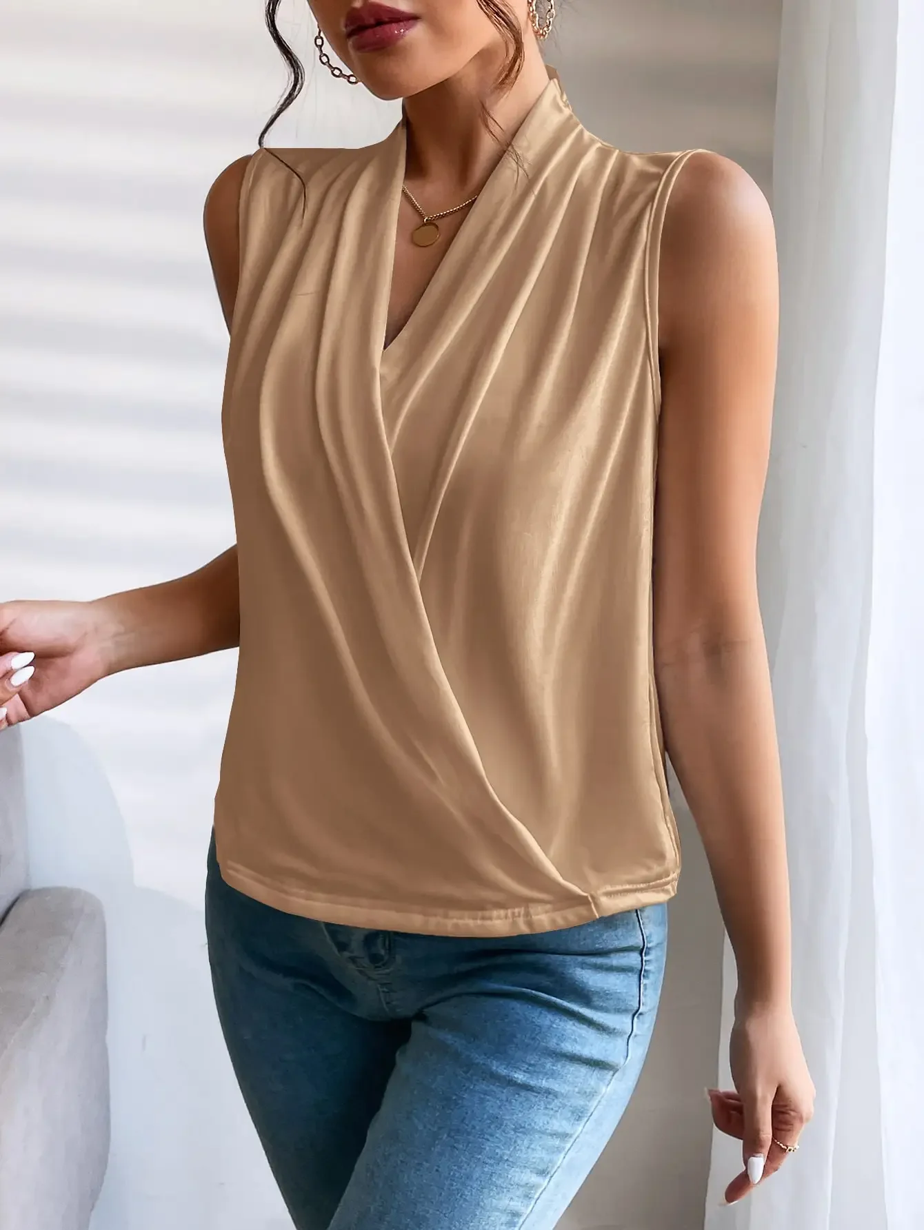 New fashion solid color khaki summer outwear women\'s undershirt casual bottoming shirt short-sleeved