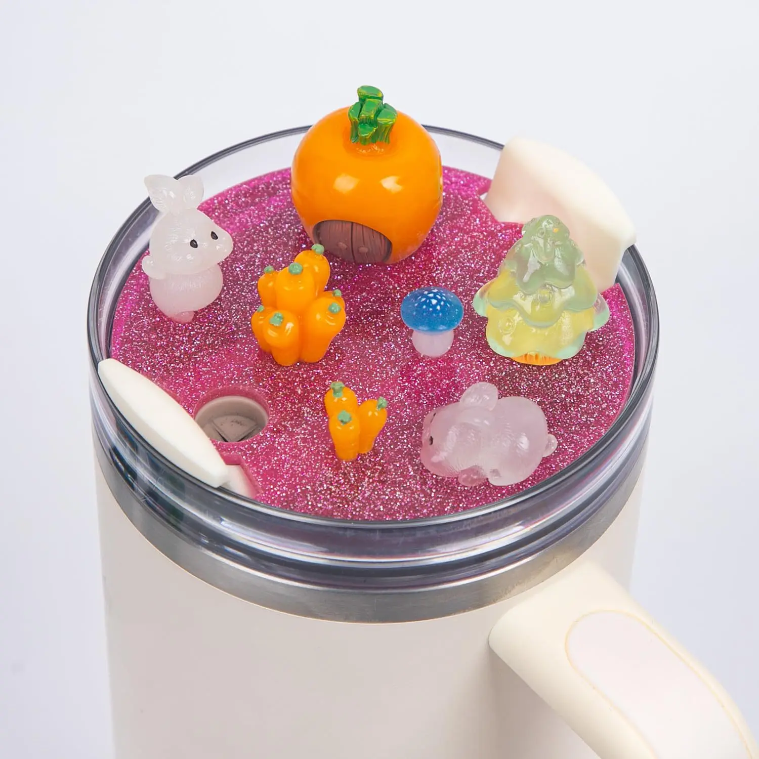 Cartoon three-dimensional rabbit famous brand piece straw cap large diameter dust plug straw lid