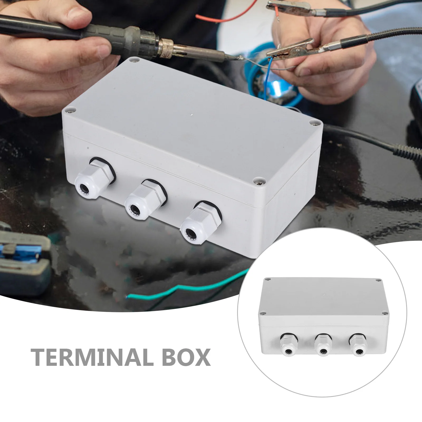 

Waterproof Junction Box 1 In 3 Out 12-Terminal Outdoor Electronic Enclosure For Harsh Environments Hidden Installation Plastic