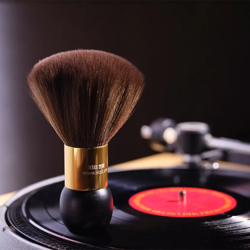 EIZZ LP Vinyl Record Anti-static Brush, Carbon Fiber & Wool Soft Cleaning Brush for Turntable