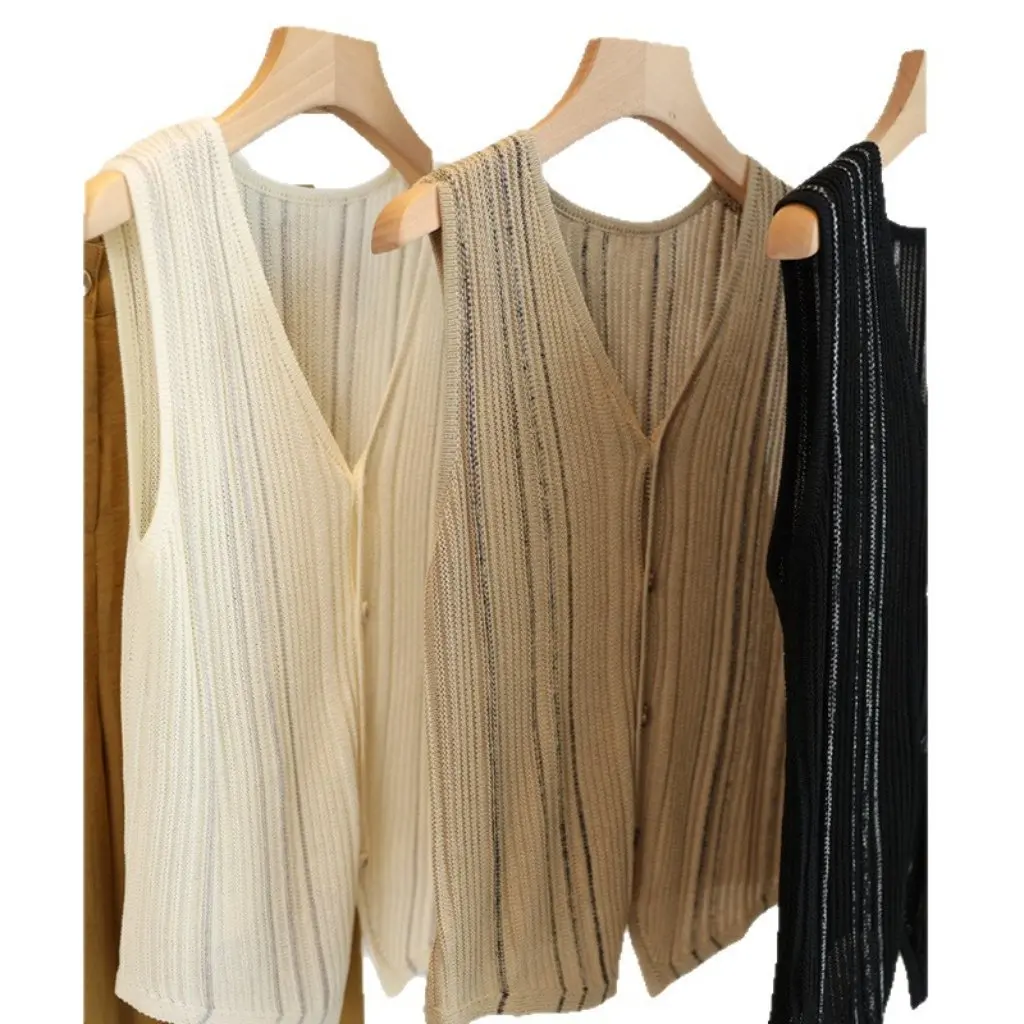 

Women's Linen V-Neck Sleeveless Knitted Cardigan Thin Single-Breasted Summer Commuter Top