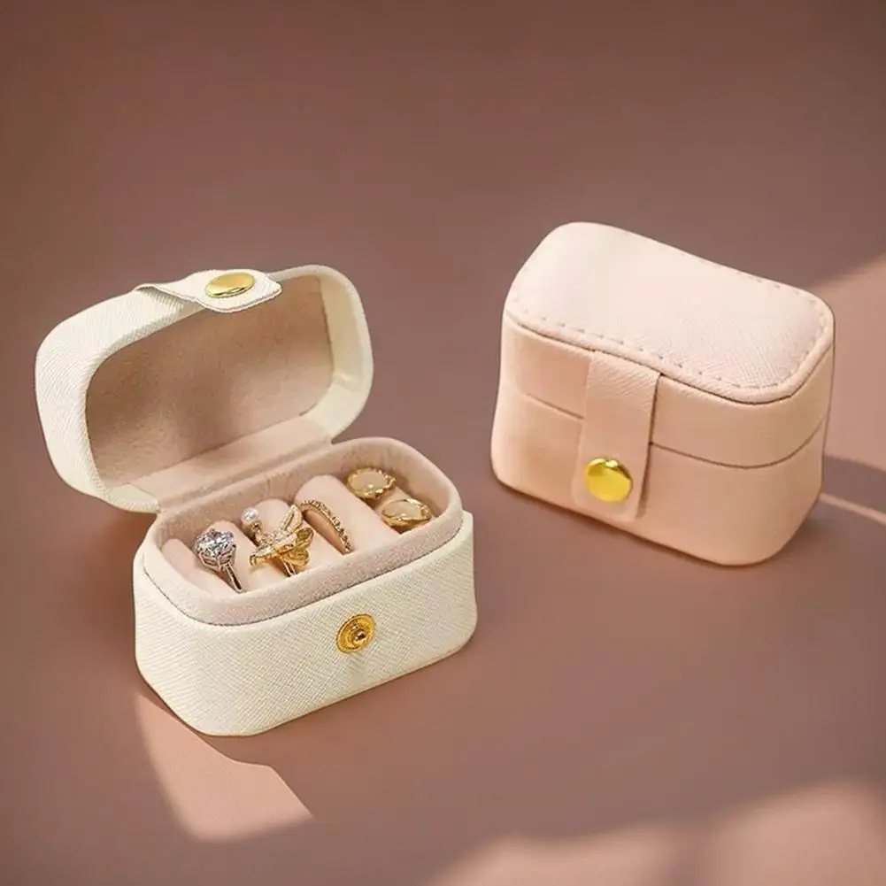 กล่องใส่เครื่องประดับพกพาขนาดเล็ก กล่องใส่เครื่องประดับ PU สำหรับเดินทาง กล่องใส่สร้อยคอ ต่างหู กล่องเก็บเครื่องประดับ กล่องจัดระเบียบเครื่องประดับ