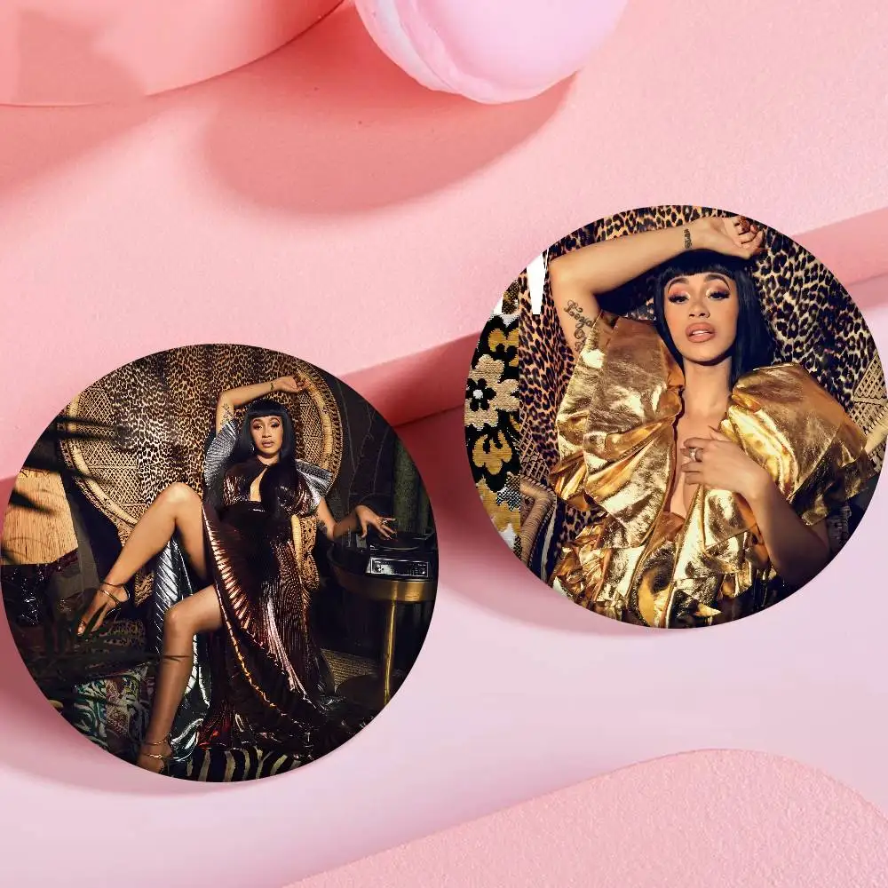 المغني C-كاردي B شارات 32/44/58 مللي متر دبابيس الكرتون المستديرة دبابيس اليدوية لحقيبة الظهر مجوهرات اكسسوارات هدايا شارة الإبداعية