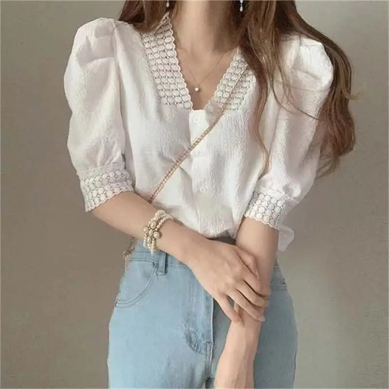 

Chic V-ne Single Button Pleated Bubble Sve Ruffle Trim irt Women's Top Vintage Summer New Sle Cleanfit PU Material