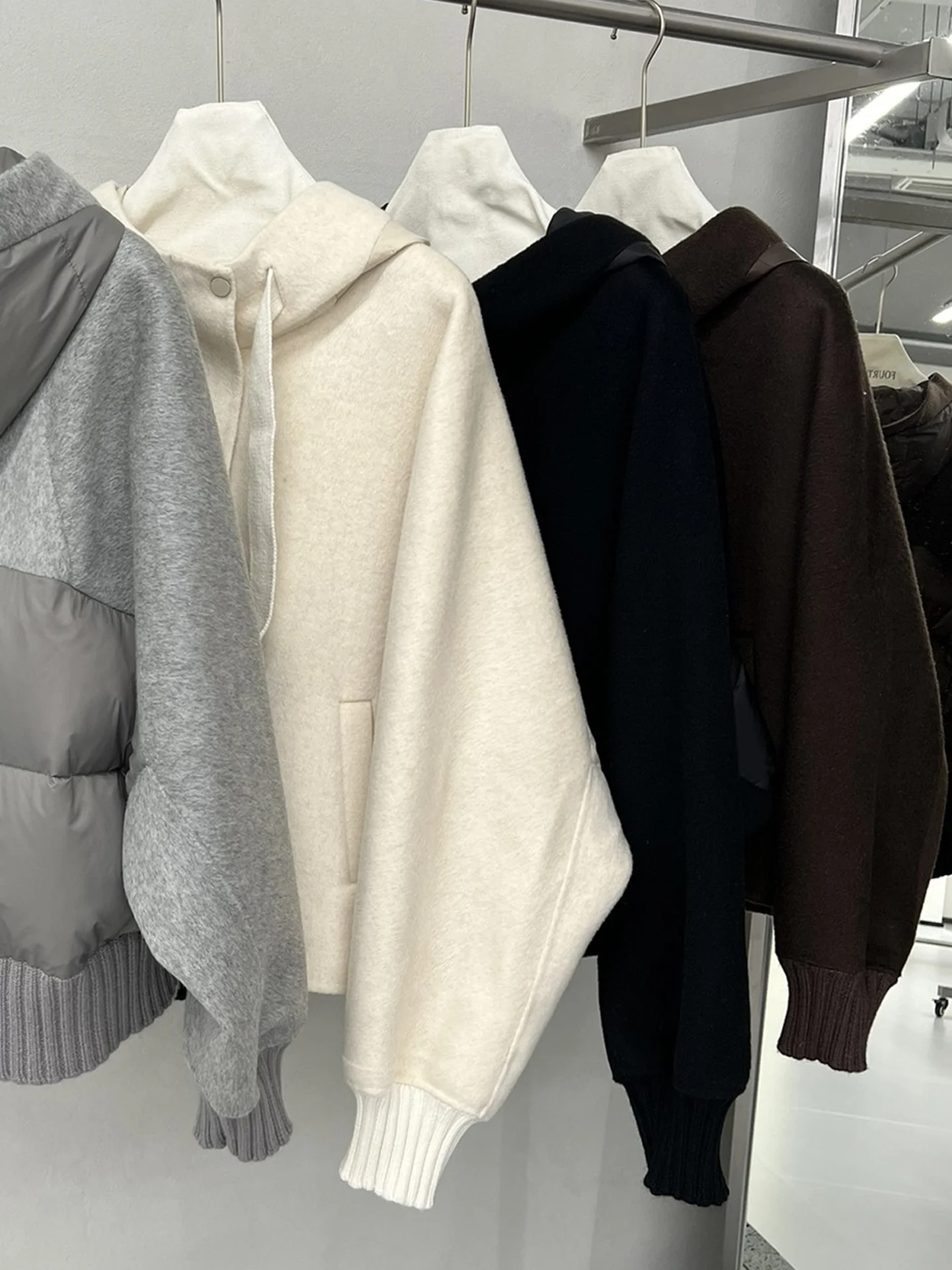 Novo outono e inverno de alta qualidade casual com capuz casaco de lã australiano com pato branco elegante para baixo