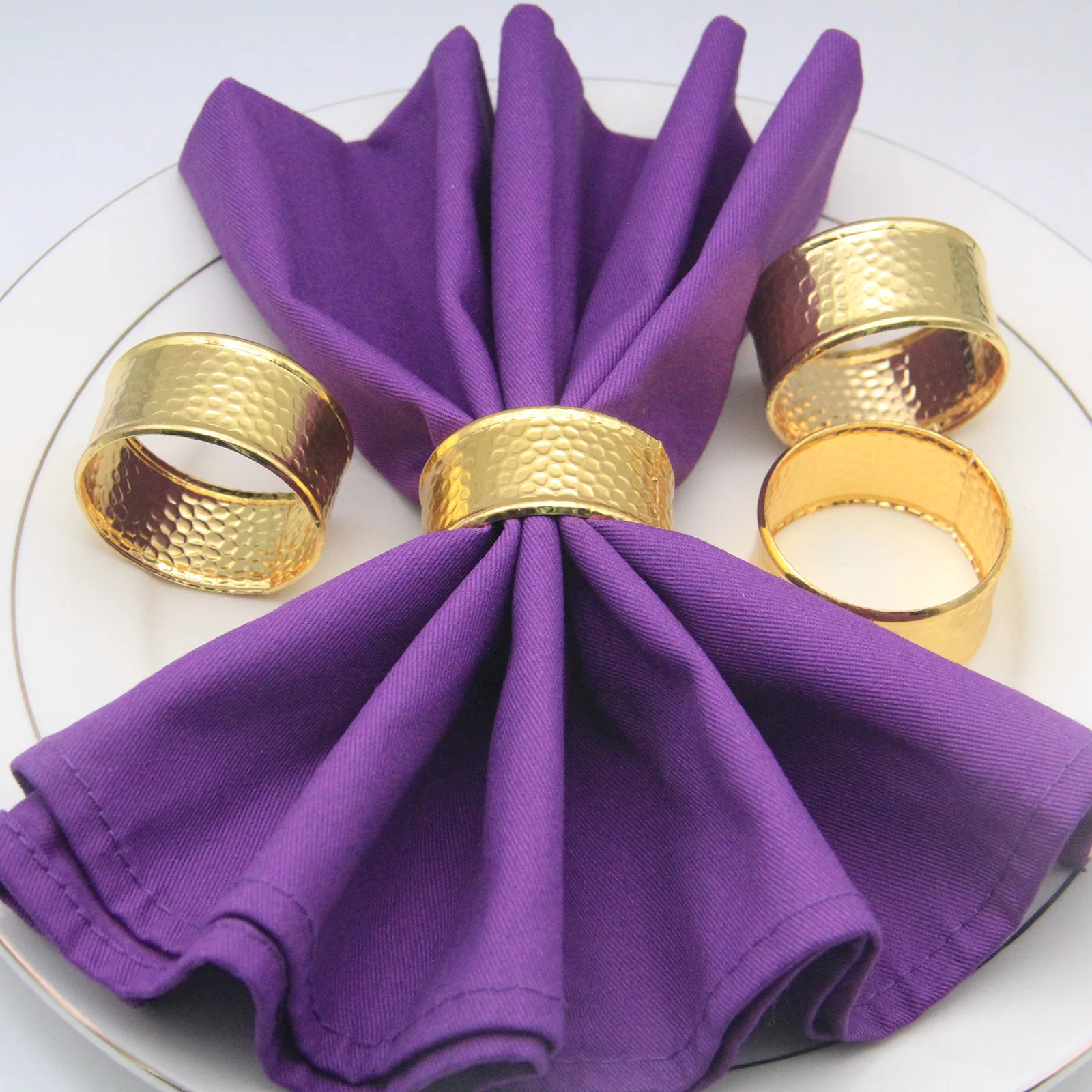Minimally designed napkin clasp, metal alloy Chinese style dining clasp, mouth towel ring, hotel