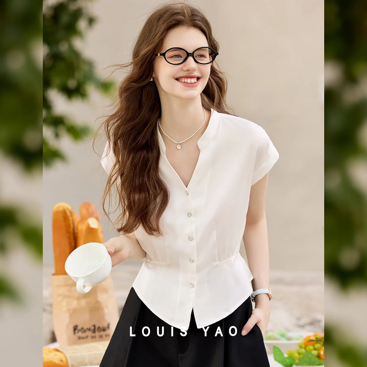 

LOUIS YAO Summer Women's Shirt 2025 Simple V-neck Single Breasted Blouses Gentle Non Elastic Solid Color Short Sleeved Shirt