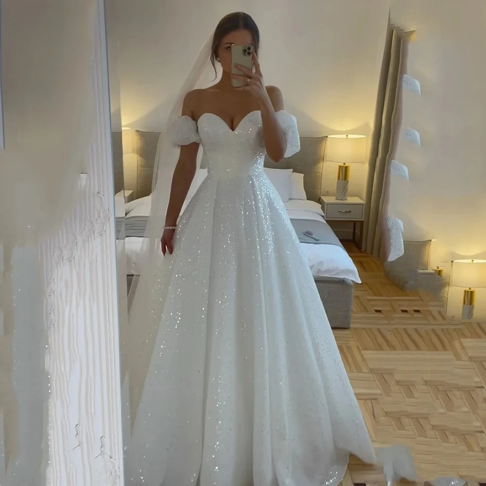 

Sweetheart A Line Wedding Dresses Sleeveless Shiny Sweap Train Elegant Bridal Gowns Formal Long Bride Dress