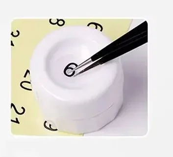 15シート 1-200 ネイルポリッシュ番号ステッカーラベル ジェルネイル用接着剤ボトル 口紅 ネイルチップ ディスプレイマーク ナンバリング マニキュアツール