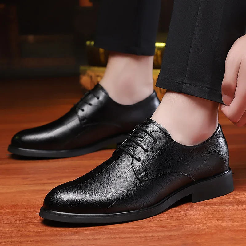 Plus Size 38-46 Comfortable Soft Leather Shoes Men's Formal Dress Shoes Black 2023 Breathable Decent Business Wedding Shoes