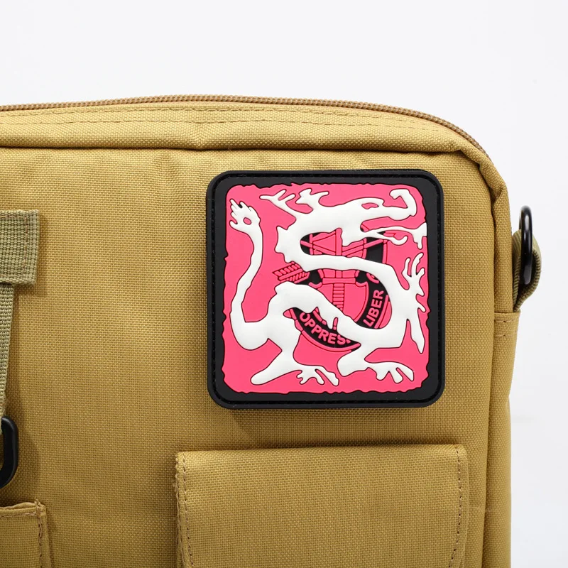 

Ronin 3D ПВХ Дракон Квадратная резиновая тактическая нашивка DIY значок с крючком для одежды и рюкзака украшение аппликация