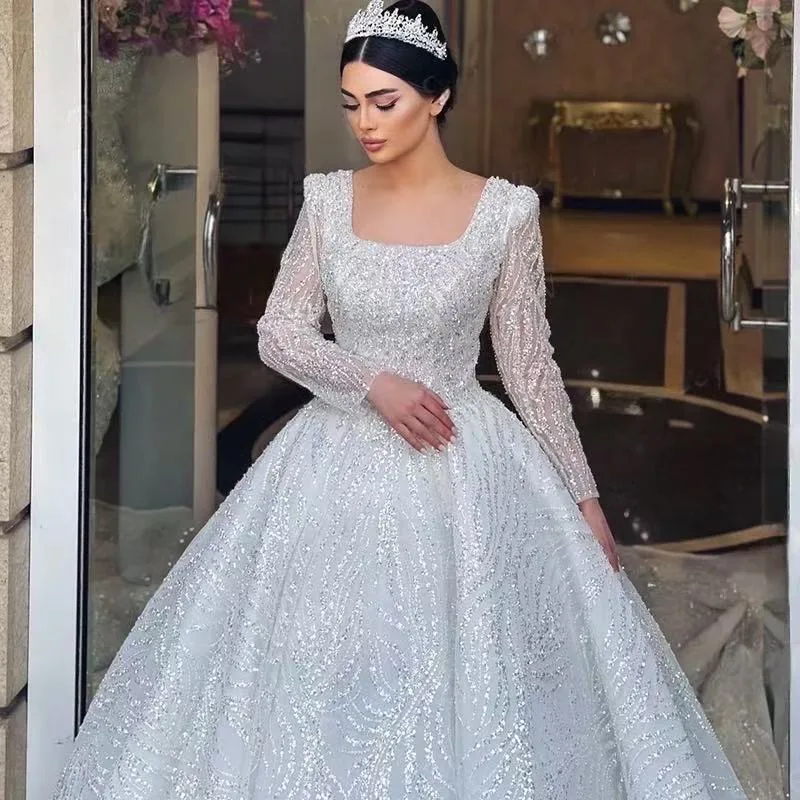 Square Neck Long Sleeve Wedding Dress Deep V Back Heavy Beaded Ball Gown Cathedral Train Bridal Gown Custom Vestido de Noiva