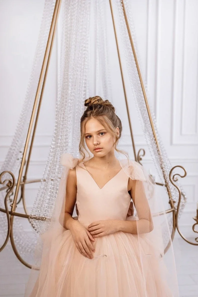 Satin Flower Girl Dress Rustic Tutu Tulle Girl Birthday Dress Train Pageant Dresses for Girls Evening Ball Gown Princess Dress