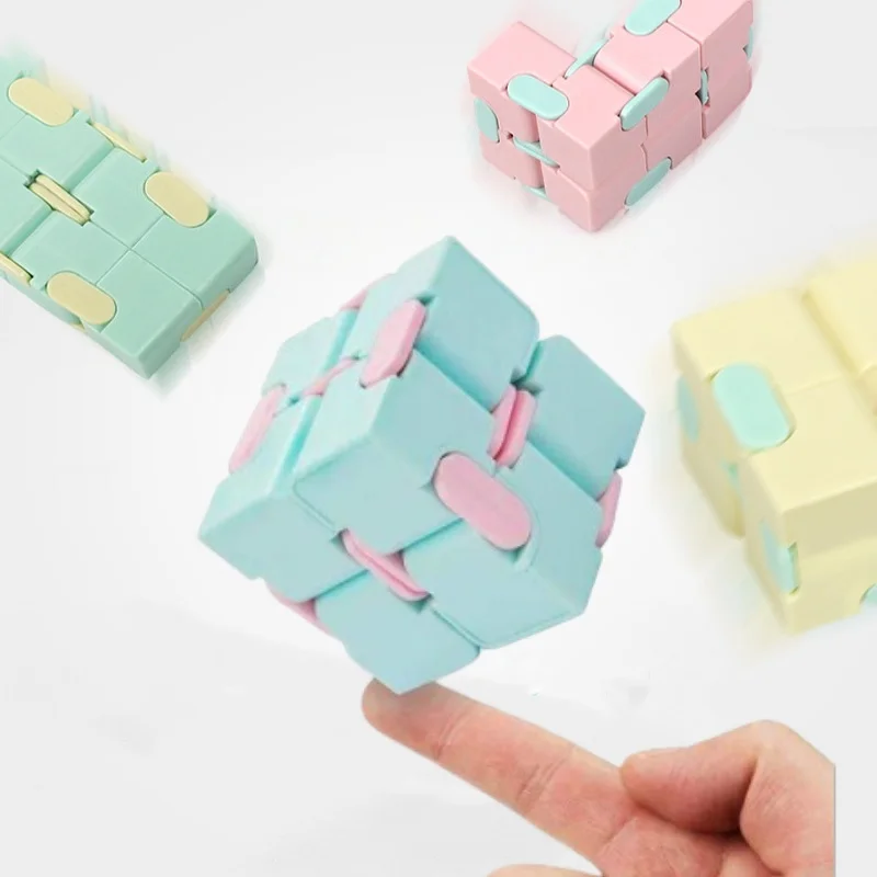 Würfel-Fidget Mini-Infinity-Würfel Puzzle-Würfel Angstlösendes Magisches Puzzle Flip-Spielzeug Geeignet für ADHS und Autismus Geschenk