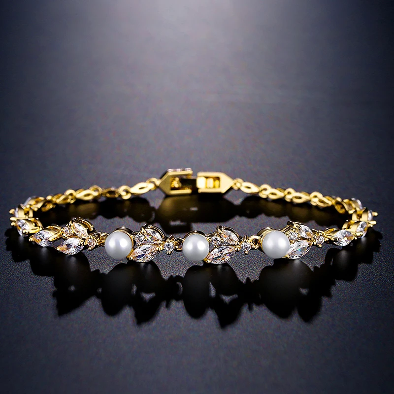 ZAKOL Neue klassische Blatt-Zirkon-Imitationsperlen-Charm-Armbänder für Frauen, Hochzeit, Braut-Armband, weiblicher stilvoller Schmuck – Detail 7