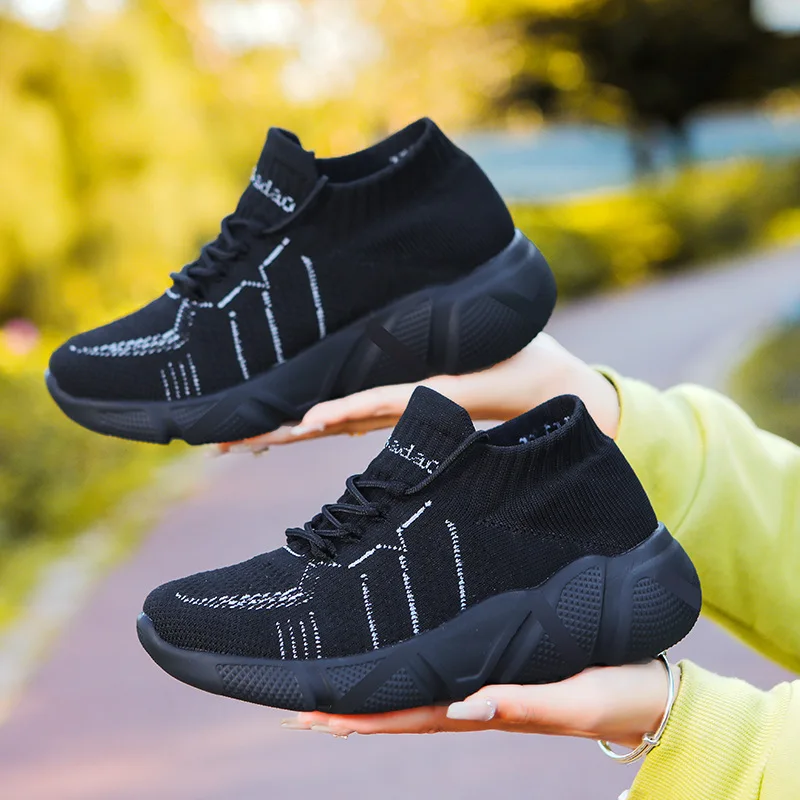 Sports Sho Es Fitness Sho Es Tracing Sho Es Men's and Women's Same Parent-child Shoes Running Square Dancing Shoes