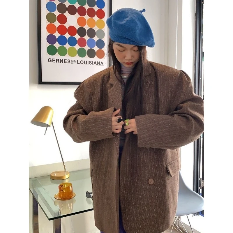 

Classic Loose Striped Bubble Sleeve Jacket for Women in Winter 2025 New Casual Versatile Woolen Suit Female Clothing