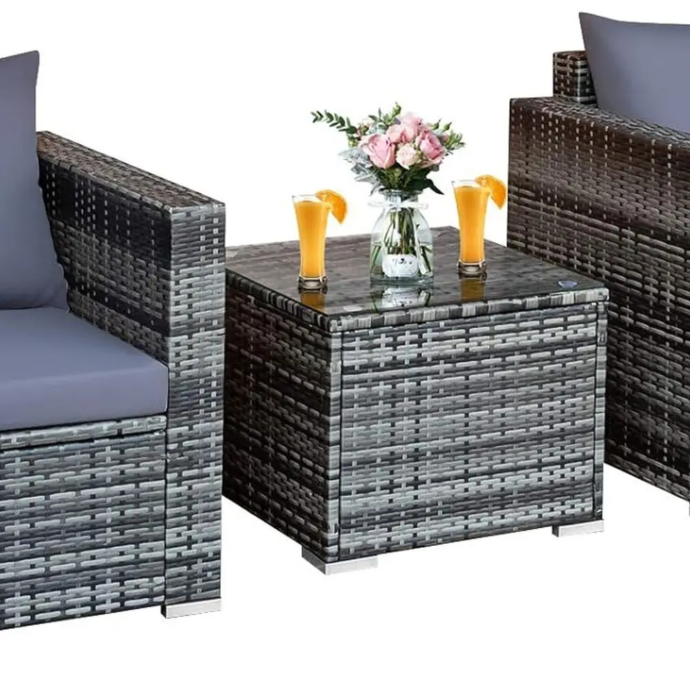 

Набор мебели для патио из трех предметов с диваном из полиэтилена из ротанга, моющимися подушками и столом из закаленного стекла для использования в саду и у бассейнах