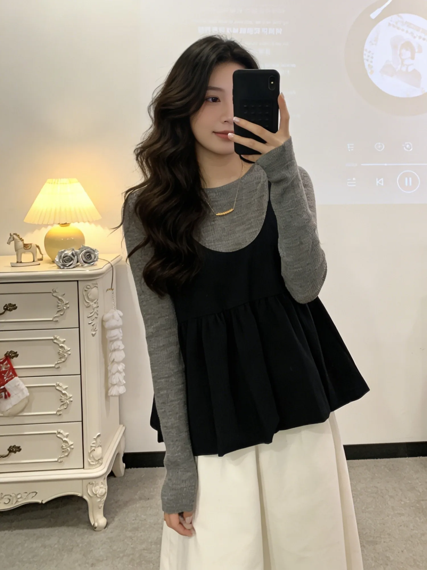 

Korean Style Versatile Long Sleeve T-Shirt Set Black Strap Vest Top Women Spring New Fashion Casual Wear Office Suitable