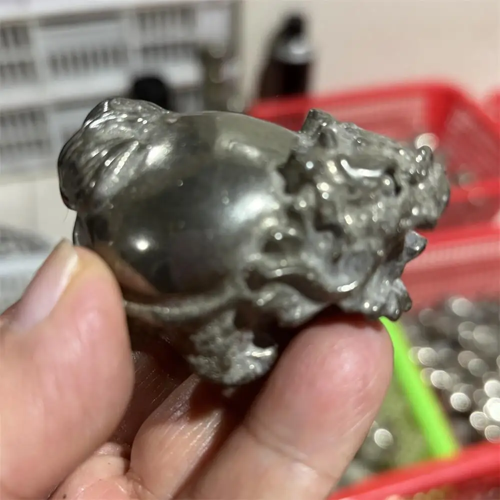 Natural Pyrite Pixiu Carving Reiki Healing Feng Shui Stone Decorative Animal for Home Garden Holiday Crafts Gift view 4