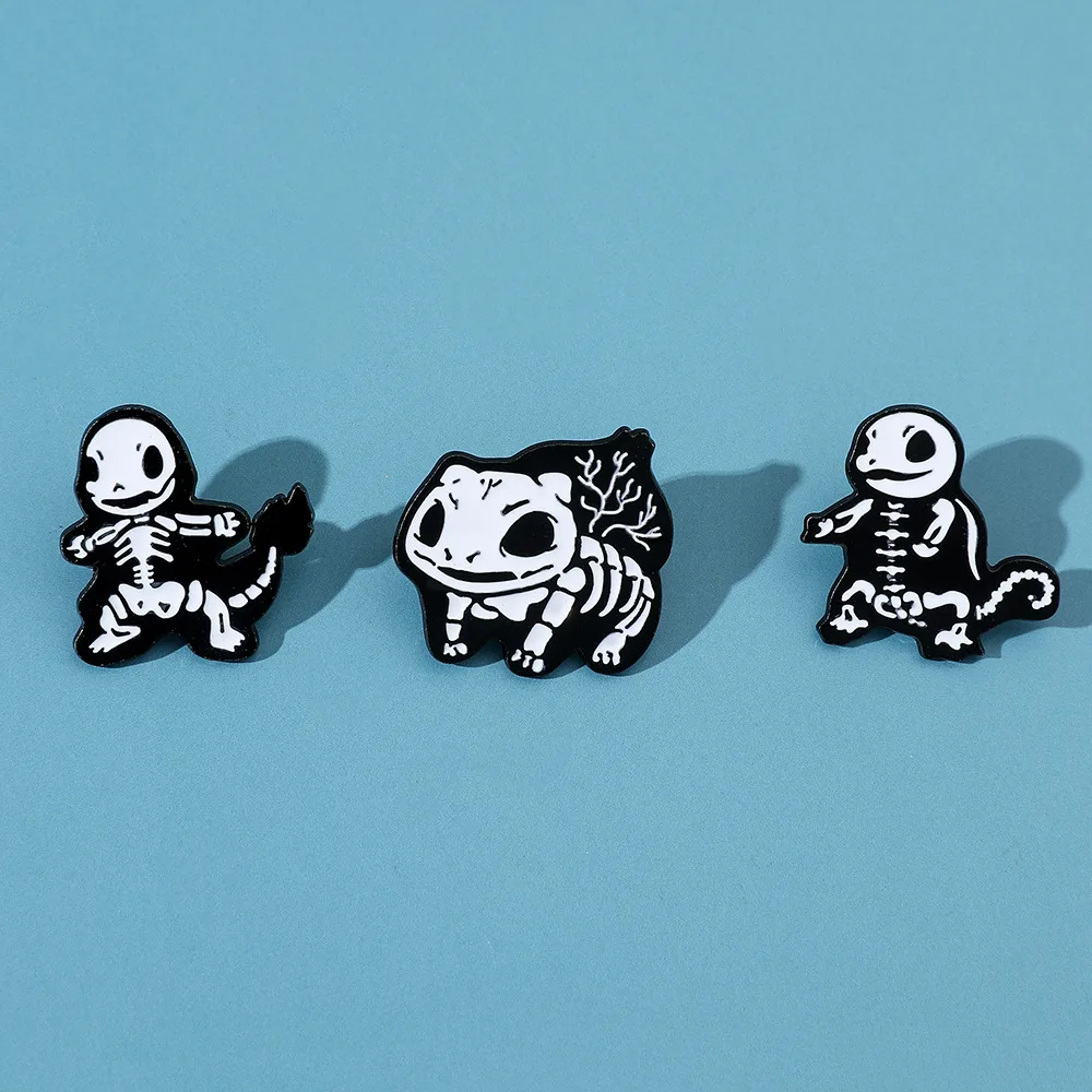 Personalized and Creative Pok É Mon Brooch Skeleton Squirtle Charmander Bulbasaur Fashion Anime Frind Kawaii Personalized Gifts