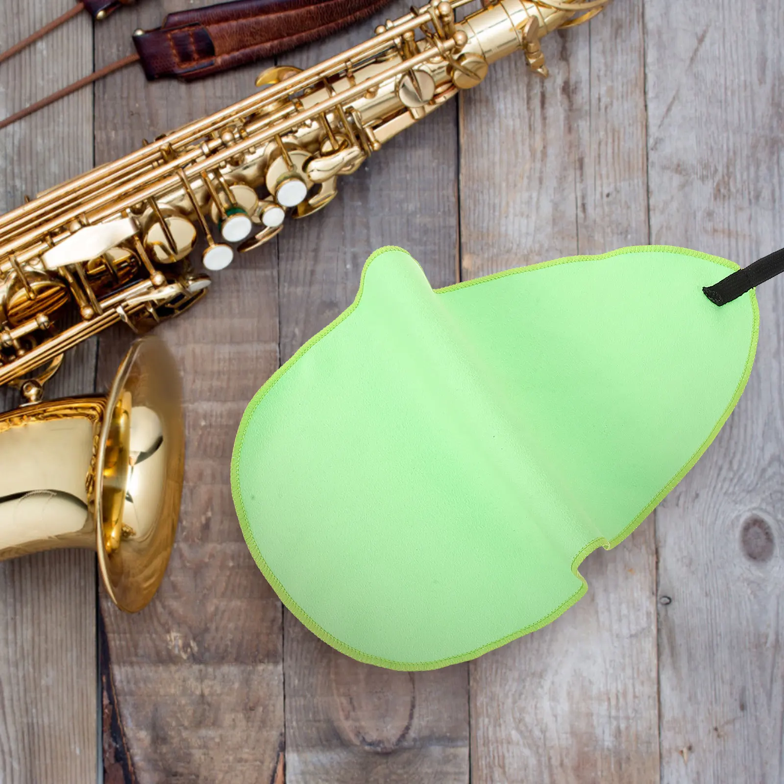 

4 Pcs Saxophone Cleaning Cloth Clarinet Swab Pull-through Kit Three-dimensional Musical Instrument Maintenance Rag