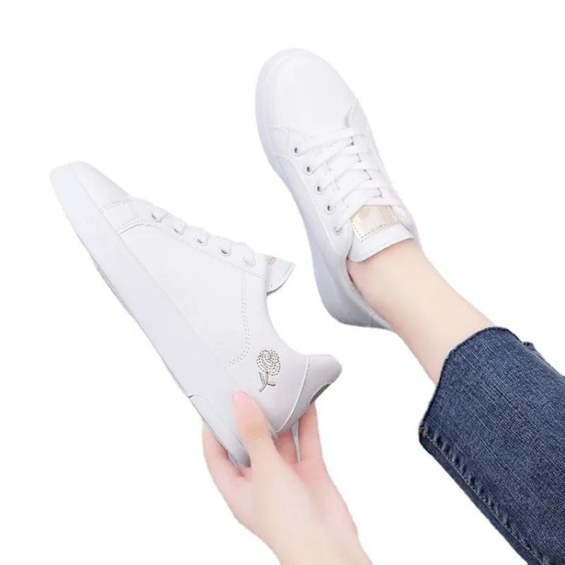 White Shoes Spring Shoes New Women Shoes Korean Version Spring Sneakers Students Casual Spring and Autumn Flat Lace Up Shoes