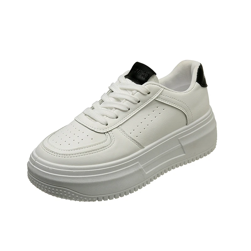 2026 Spring Autumn Fashion New Breathable White Shoes Women Casual Sports Thick Bottom Shoes Leather Platform Sneakers Ladies