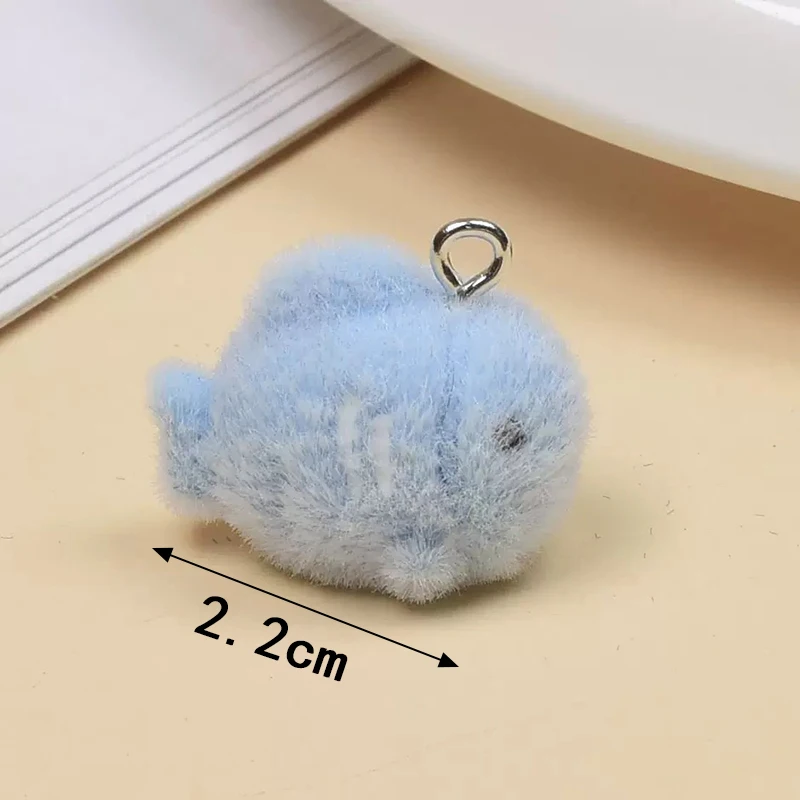 5/10 قطعة يتدفقون الأسماك الزرقاء الراتنج السحر الحيوان قلادة DIY بها بنفسك سلاسل الهاتف المفاتيح القرط ملحق لصنع المجوهرات العثور