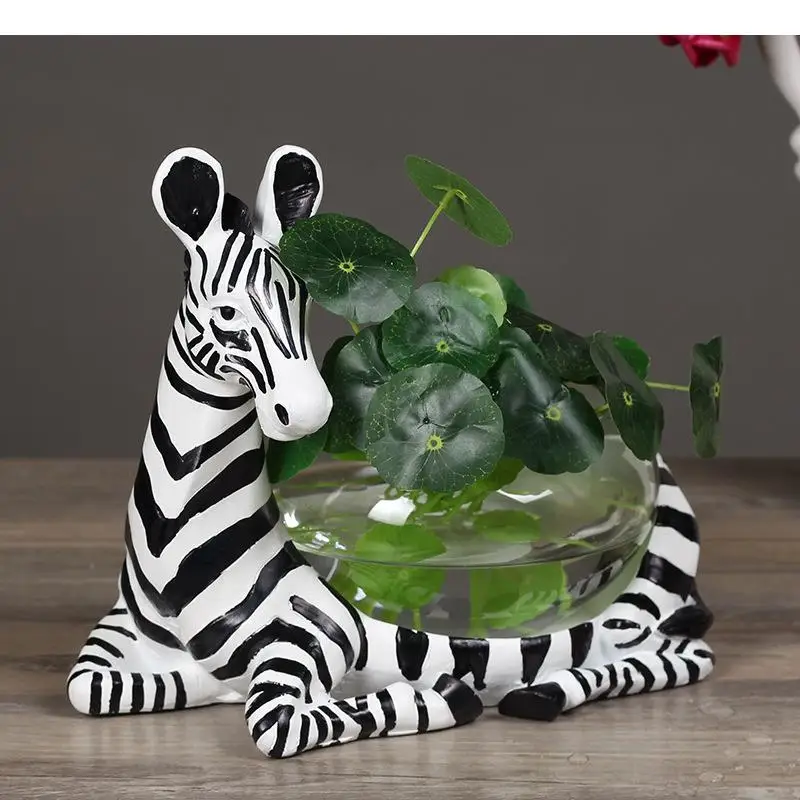 

Resin Giraffe Cute Zebra Fish Hydroponic Plant Pot Table Decoration Living Room Decorative Vase Home