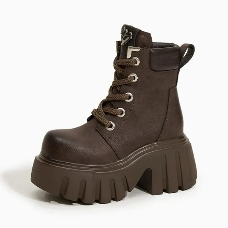 

Женские модные осенние ботильоны на шнуровке, 8 см, на массивной платформе, из кожи, в мотоциклетном стиле, спортивные, зимние, короткие, в стиле панк