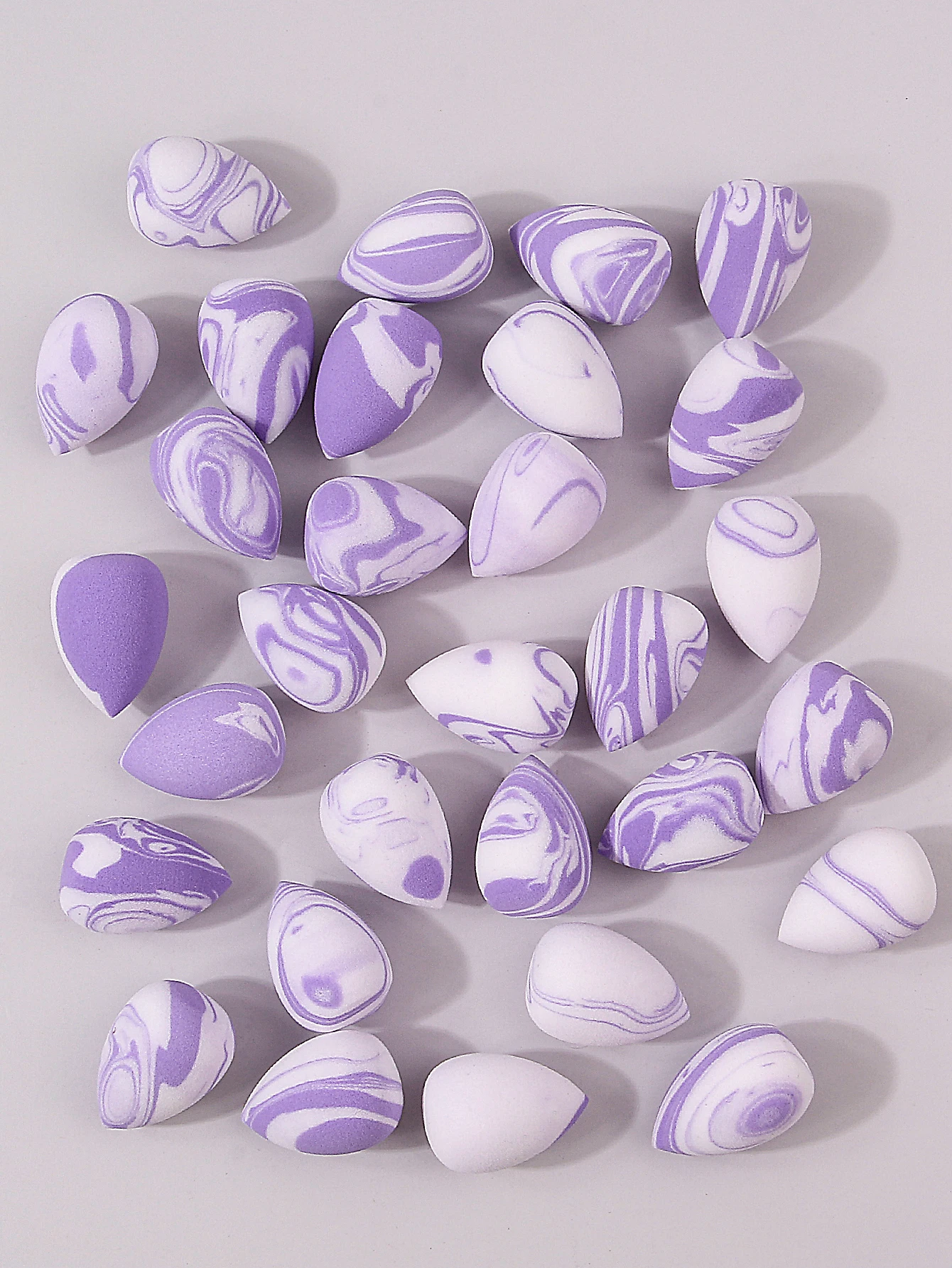 30-teiliges Box-Make-up-Schwamm-Set mit Vorratsglas und Mixer-Werkzeug – ultraweiche Concealer-Mischschwämme, tragbares Reise-Kosmetik-Set