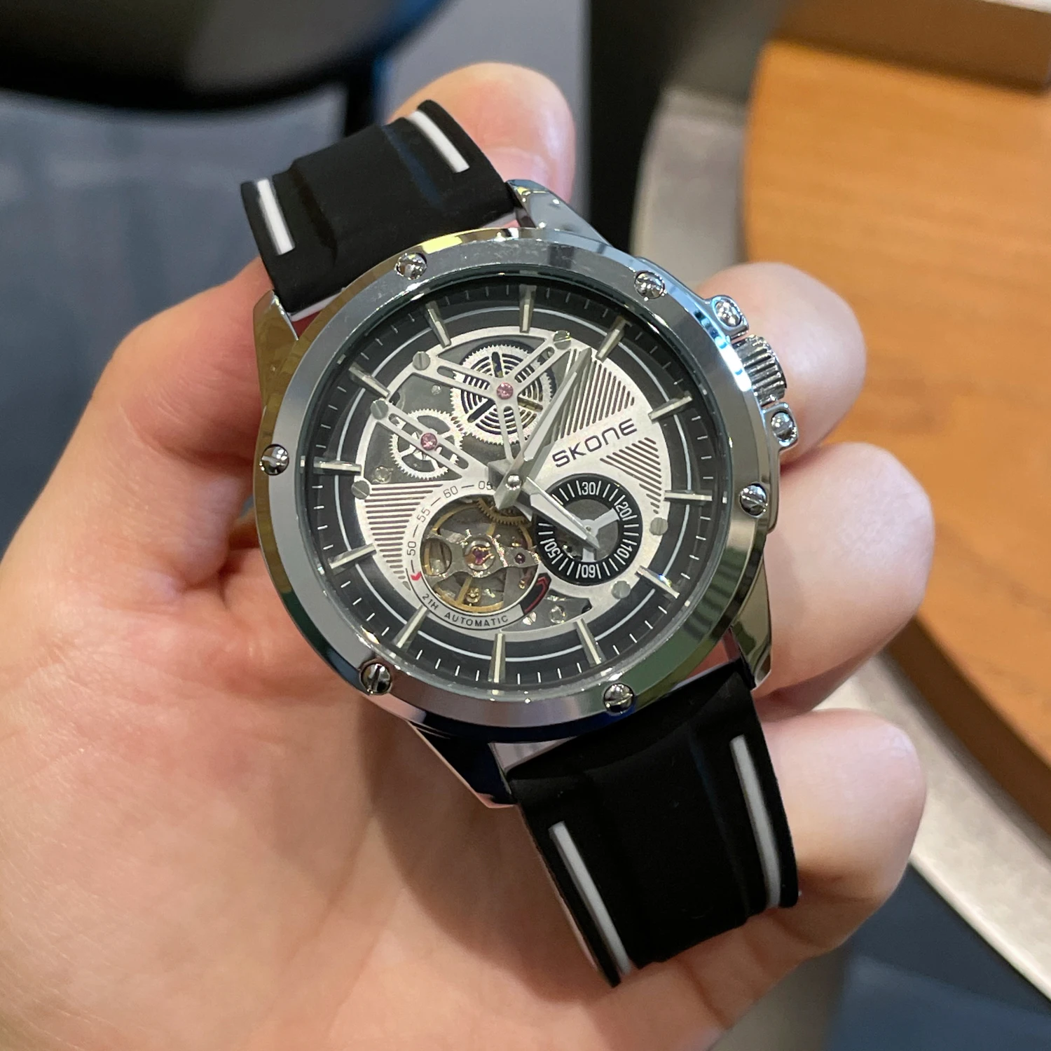 

Large dial high-end watch men's brand authentic sports men's men's 2025 new fully automatic mechanical watch waterproof