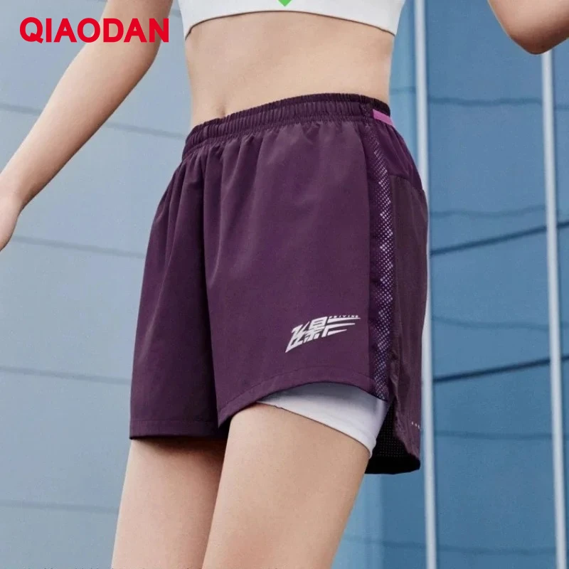 QIAODAN Feiyingผู้หญิงBreathableกางเกงขาสั้น 2025 ใหม่ProfessionalมาราธอนการฝึกอบรมQuick-Drying Elasticเอวกางเกงขาสั้นQXBNK2252151R