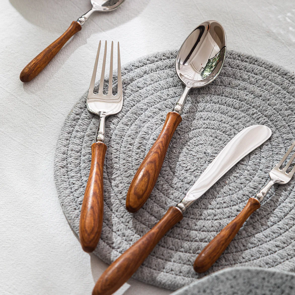 Stainless Steel Cutlery Set Rose Wood Handle, Tableware Kit, Steak Knife, Fork, Spoon, Flatware Set, Butter Knife, Dinnerware