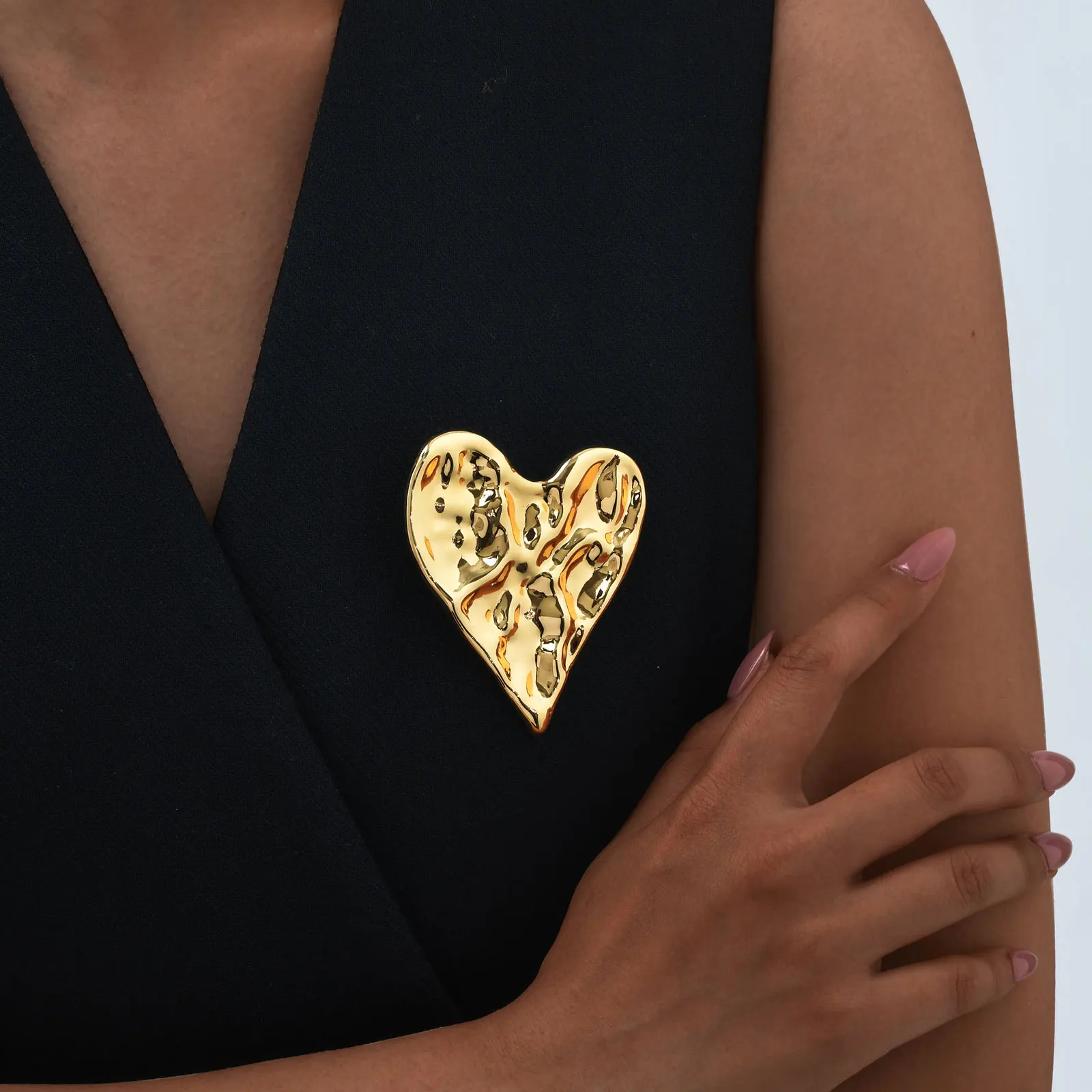 #61 Best Brooches & Lapel Pins to Buy In 2026