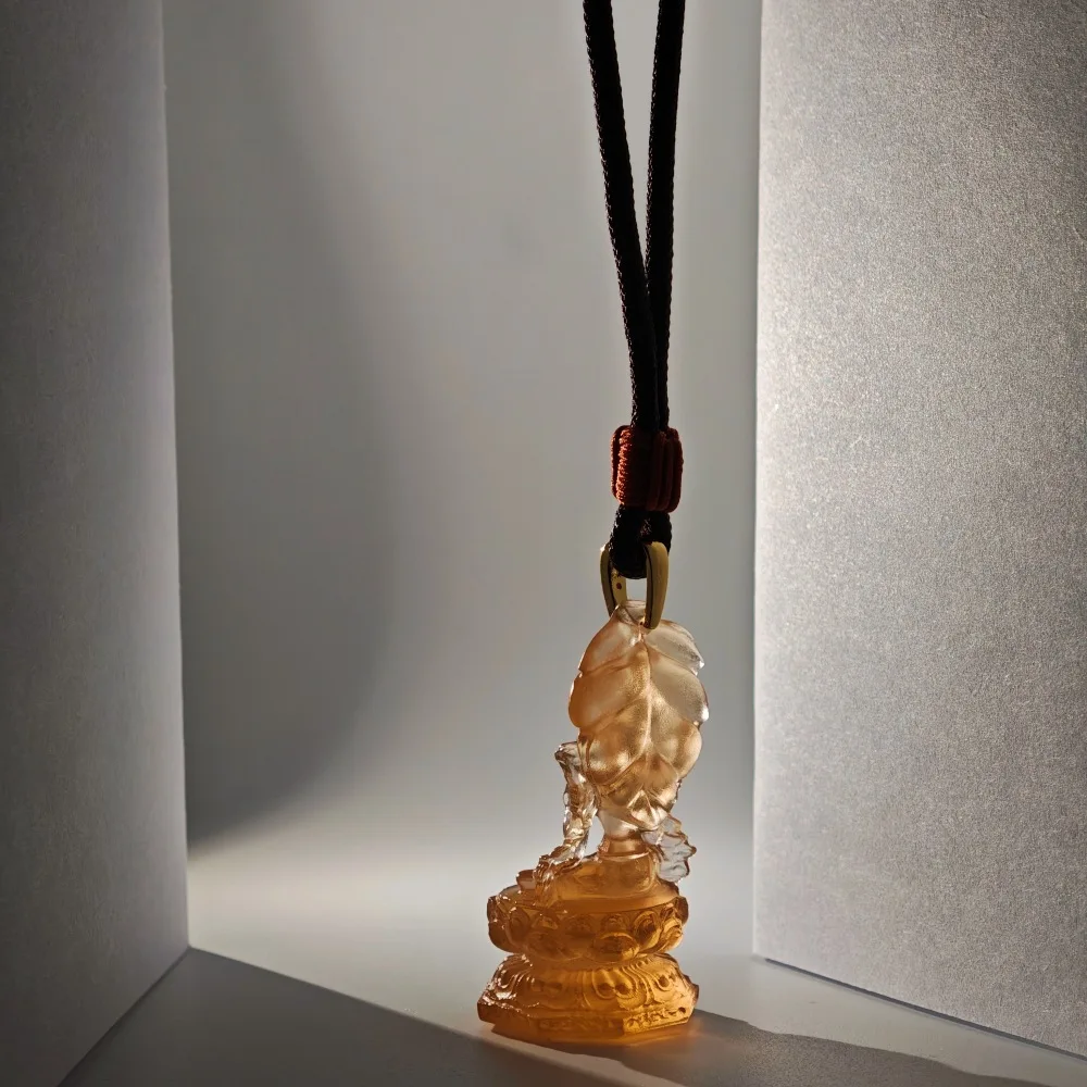 Cz ancient glass stereo small buddha statue 4cm pendant green tara guanyin bodhisattva statue amulet