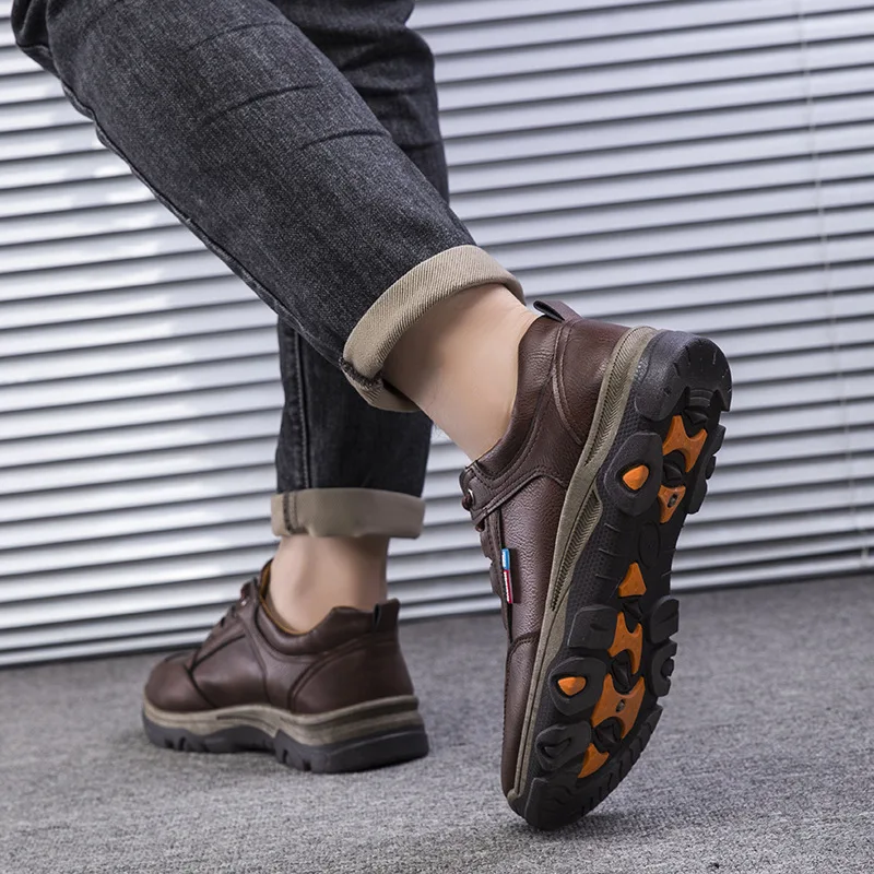 Working Leather Men Shoes Spring New Lace Up Men Shoes Breathable Retro Brown Casual Shoes for Men Outdoor Hiking Sneakers