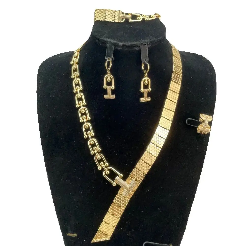 

Hot Selling Italian Gold Plated Jewelry Women's Wedding Party Banquet Big Light Weight Bold Jewelry Sets FHK22582