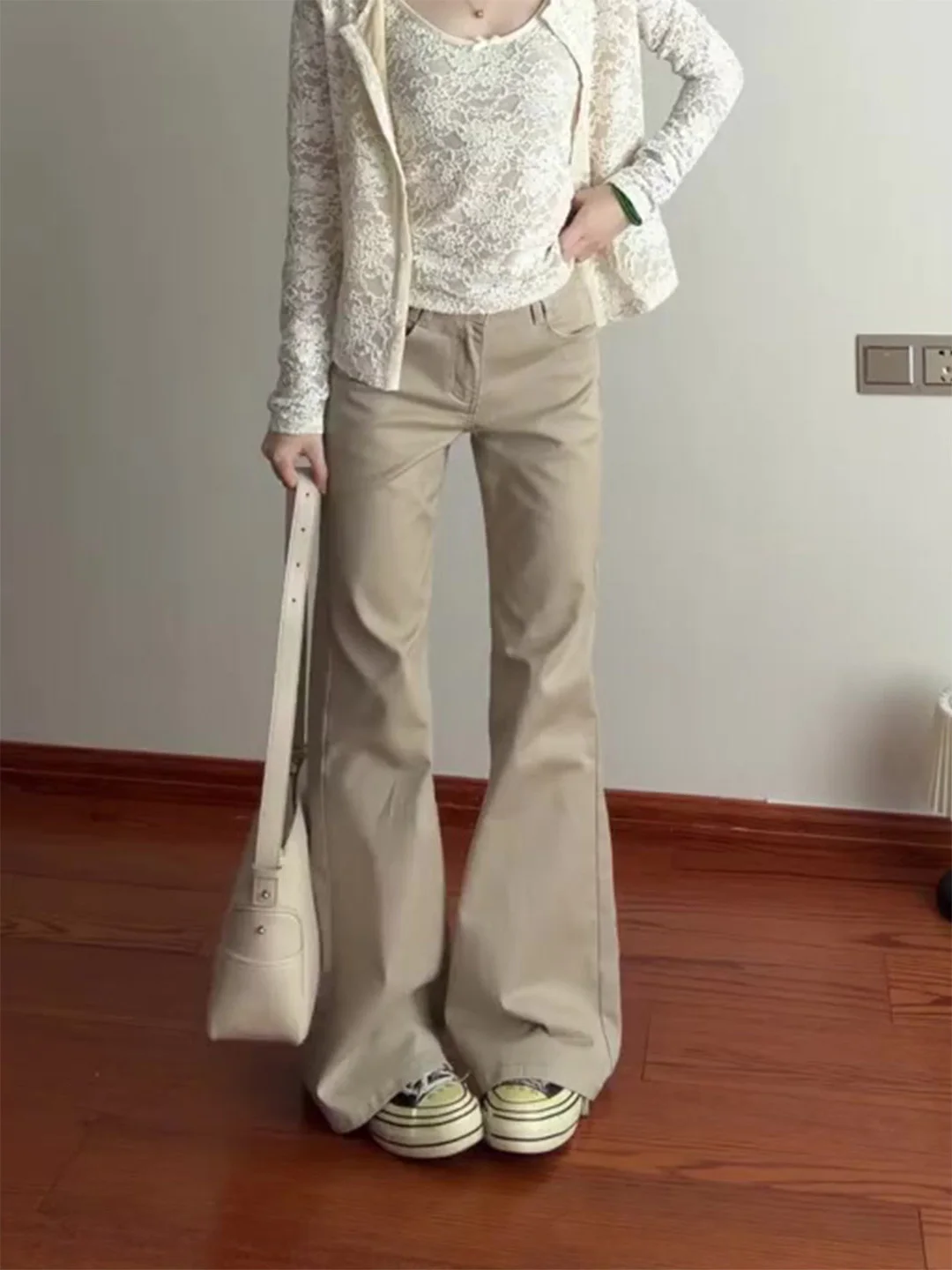 

Джинсы-клеш цвета хаки с высокой талией, женские, летние 2026, утягивающие, в стиле бойфренд, ретро, из денима, прямые брюки