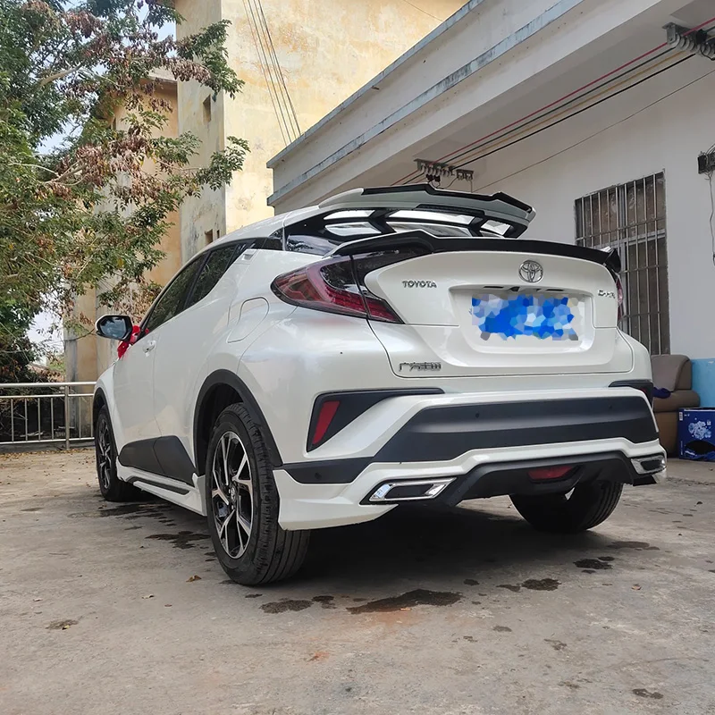 For Toyota CHR C-HR Roof Spoiler ABS Plastic Carbon Fiber Appearance Rear Trunk Wing Lip Roof Spoiler Dust Cover Lip 2016-2023