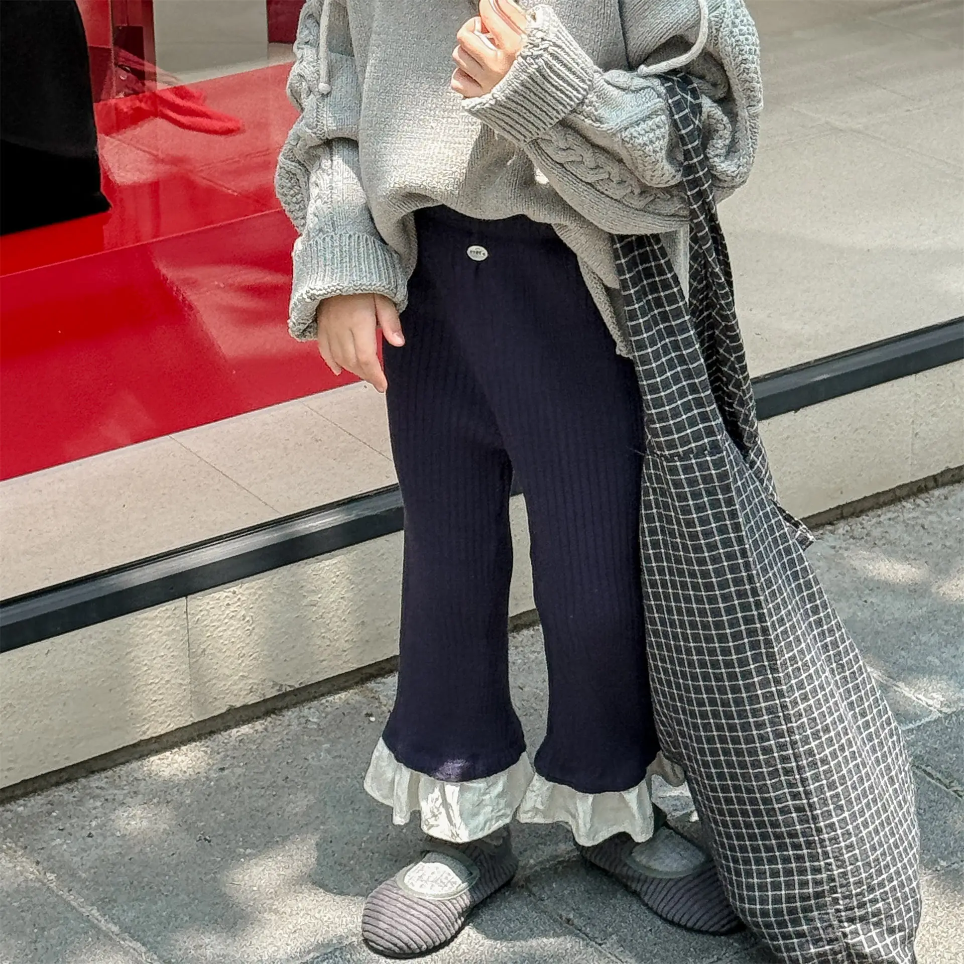 

2025 Autumn New Girls Lace Flared Pants Cotton Children Casual Pants Baby Girl Solid Leggings Kids Trousers Toddler Clothes