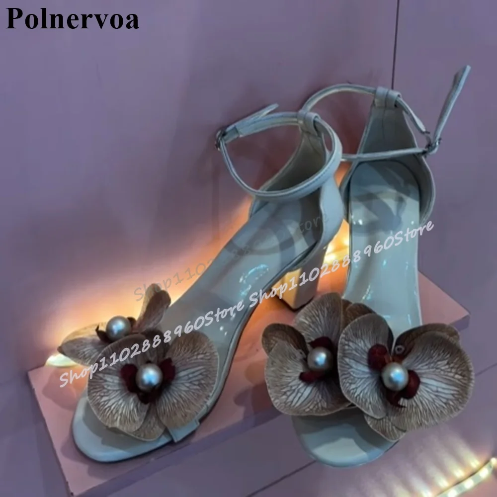 

White Glossy Leather Flower Sandals Chunky High Heel Women Shoes Ankle Buckle Strap Open Toe Fashion Gorgeous Women Sandals