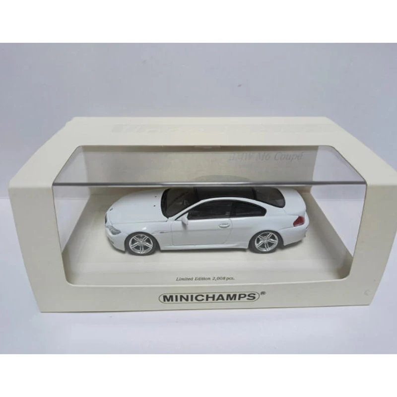 

Minichamps 1/43 M6 Coupe 2007 Alloy Two-Door Car Model Static Collection Decorated Holiday Gifts Toys