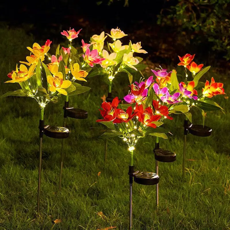 Lampu surya LED kupu-kupu anggrek rumput luar ruangan tahan air lampu taman Villa Lily pagar dekorasi Natal lampu neon